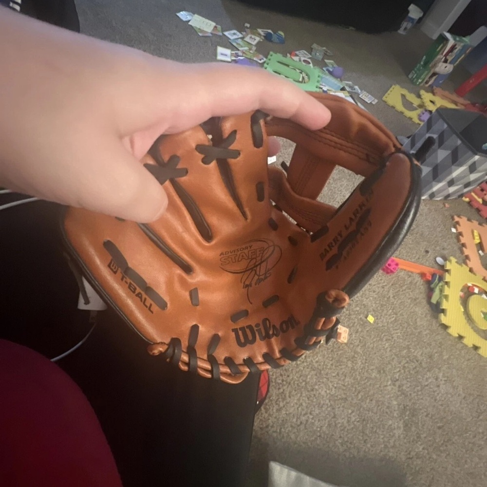 Wilson Tan Leather Baseball Glove